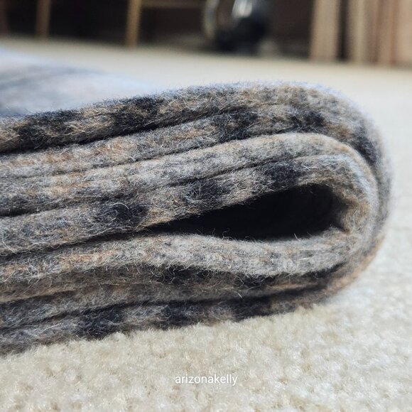 NWT Brochu Walker Stowe Wool Scarf in Heritage Plaid Tan Black - Picture 9 of 13